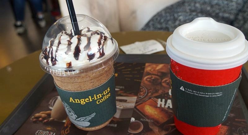 韓国発祥ブランドのコーヒーチェーン店 5選！Angel-in-us Coffee